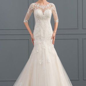 NEW!!!  Trumpet/Mermaid Wedding Dress